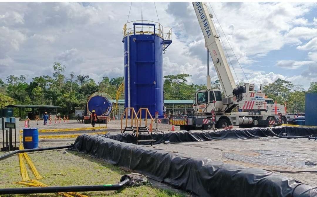 Operación de izaje y montaje de BARVILL en campo